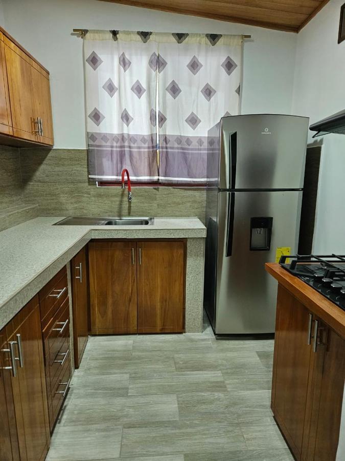 Suite Amoblada En Santa Cruz Puerto Ayora  Dış mekan fotoğraf